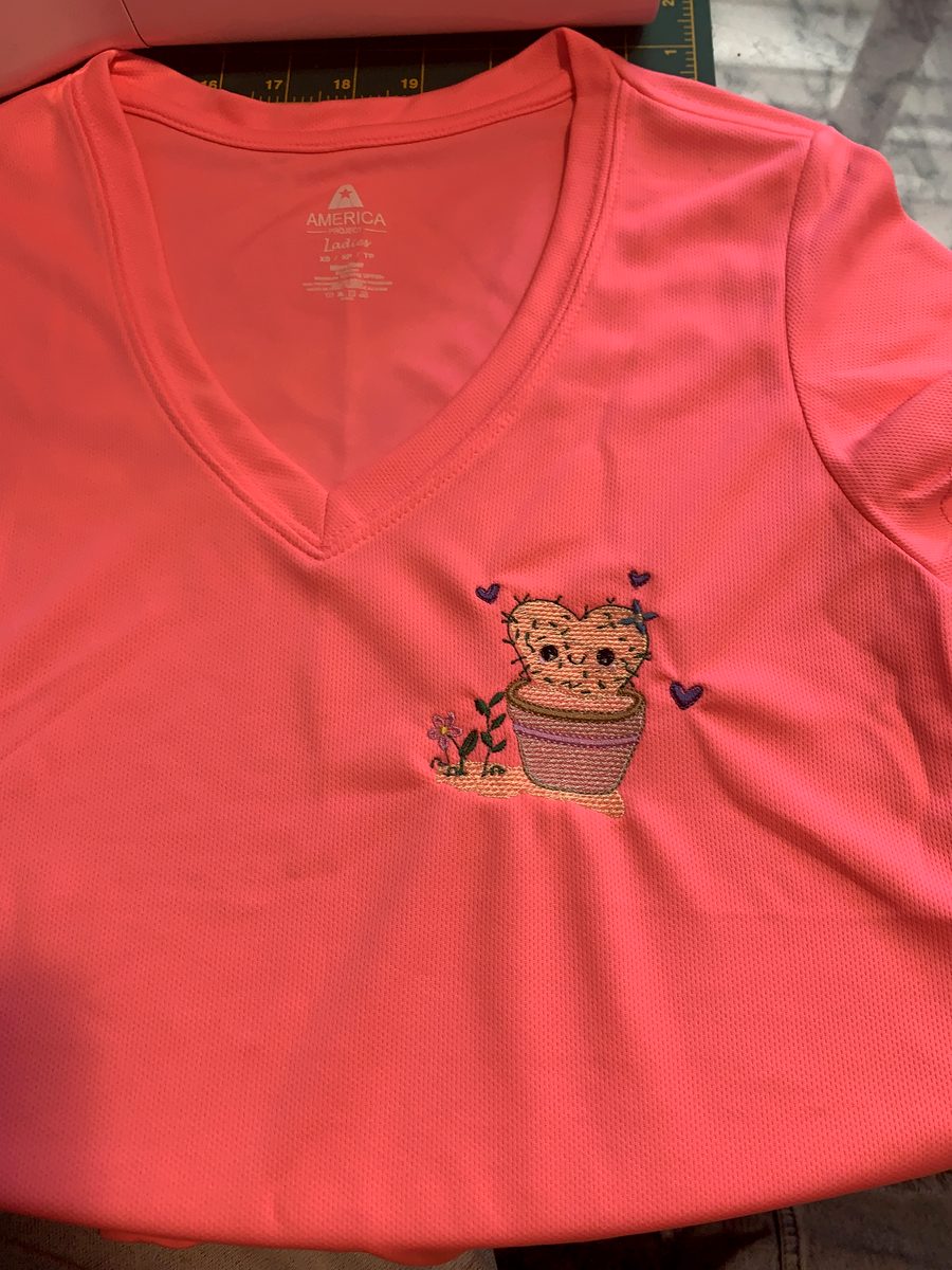 Camisetas bordadas